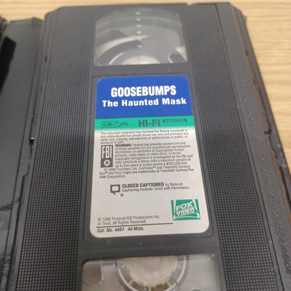 Goosebumps The Haunted Mask 1995 RL Stine VHS Movie Vintage Clamshell Halloween - Picture 7 of 8